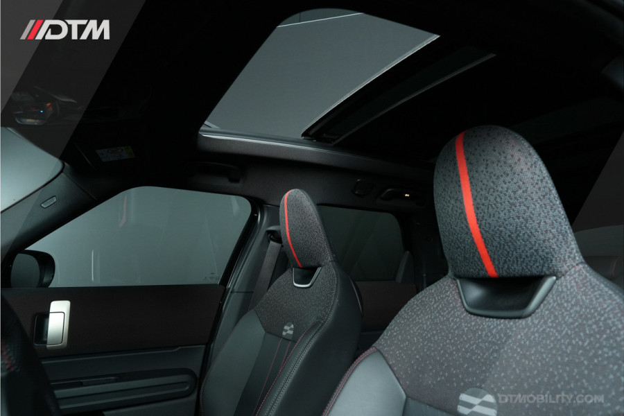 MINI Countryman 2.0S ALL4 JCW XL 300PK | Massage | Panoramadak | Elektrische Trekhaak |