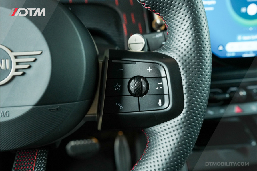 MINI Countryman 2.0S ALL4 JCW XL 300PK | Massage | Panoramadak | Elektrische Trekhaak |