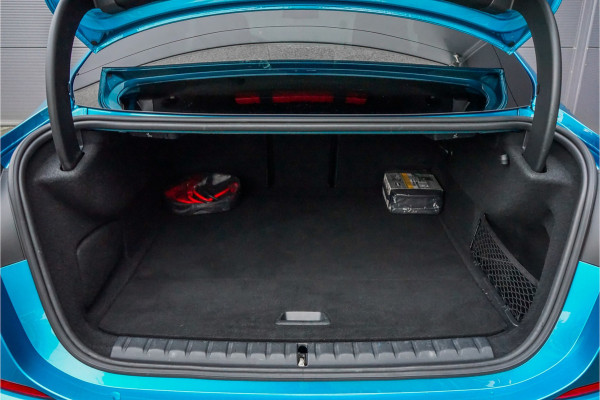 BMW 2 Serie Gran Coupé 218i M-Sport Automaat Pano HUD HiFi 19"