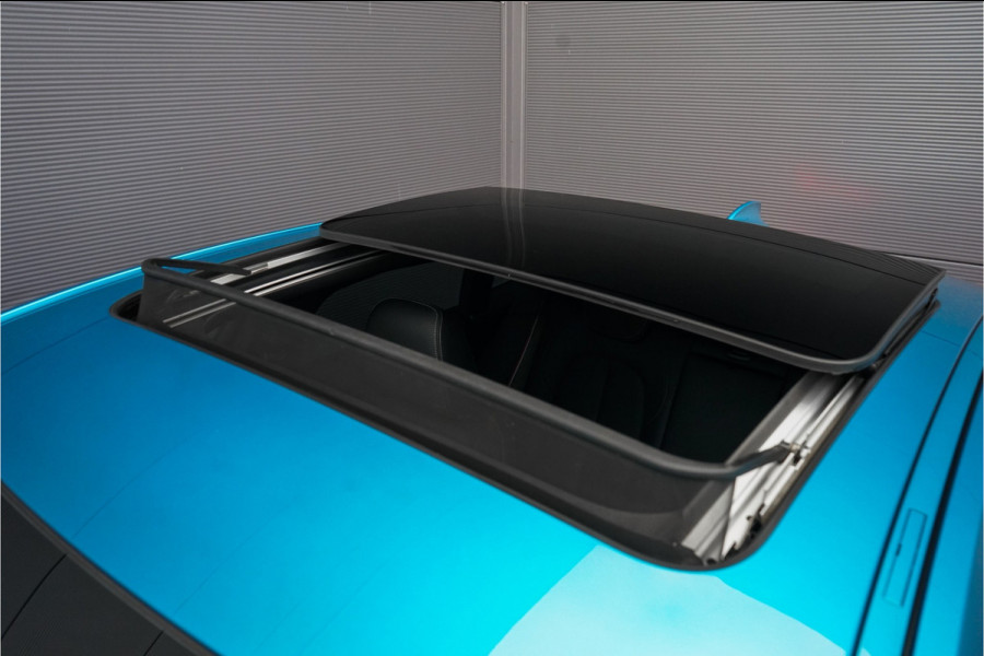 BMW 2 Serie Gran Coupé 218i M-Sport Automaat Pano HUD HiFi 19"