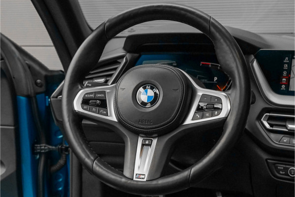 BMW 2 Serie Gran Coupé 218i M-Sport Automaat Pano HUD HiFi 19"
