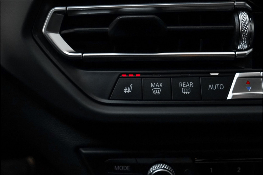 BMW 2 Serie Gran Coupé 218i M-Sport Automaat Pano HUD HiFi 19"