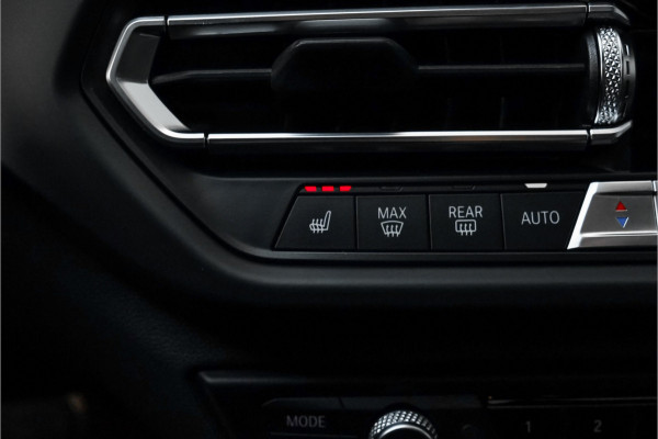 BMW 2 Serie Gran Coupé 218i M-Sport Automaat Pano HUD HiFi 19"