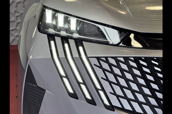 Peugeot 5008 1.2 HYBRID 145e PANODAK AFN.TREKHAAK GT LINE AUT. CARPLAY NAVI STOELVERW KEYLESS 7P 7 Persoons