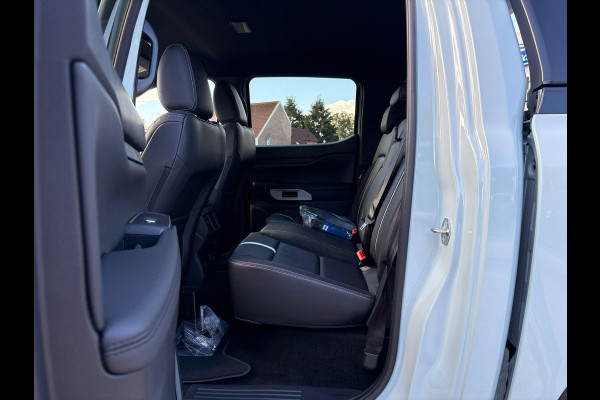 Ford Ranger 2.3 PHEV Stormtrak Double Cab ZUID | 281pk | 5 persoons! | Technology Pack Plus Trailer | Cargo Area Pack | Power Rollertop | Prijs excl. BTW incl. BPM | laadkabel mode 3 16A