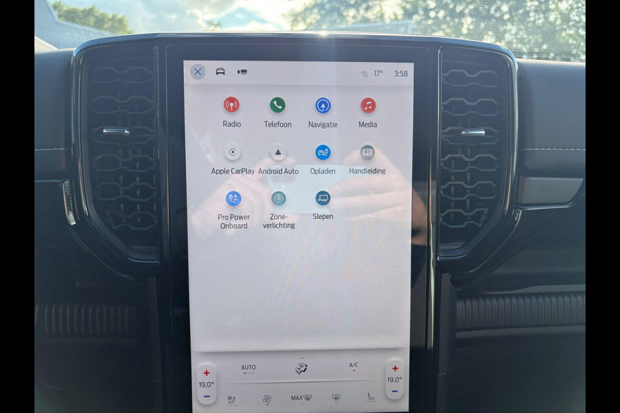 Ford Ranger 2.3 PHEV Stormtrak Double Cab ZUID | 281pk | 5 persoons! | Technology Pack Plus Trailer | Cargo Area Pack | Power Rollertop | Prijs excl. BTW incl. BPM | laadkabel mode 3 16A