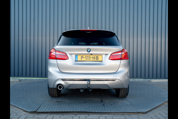 BMW 2 Serie Active Tourer 218i Business Edition Plus | Panodak | Head Up | Trekhaak | Camera | Prijs Rijklaar!!