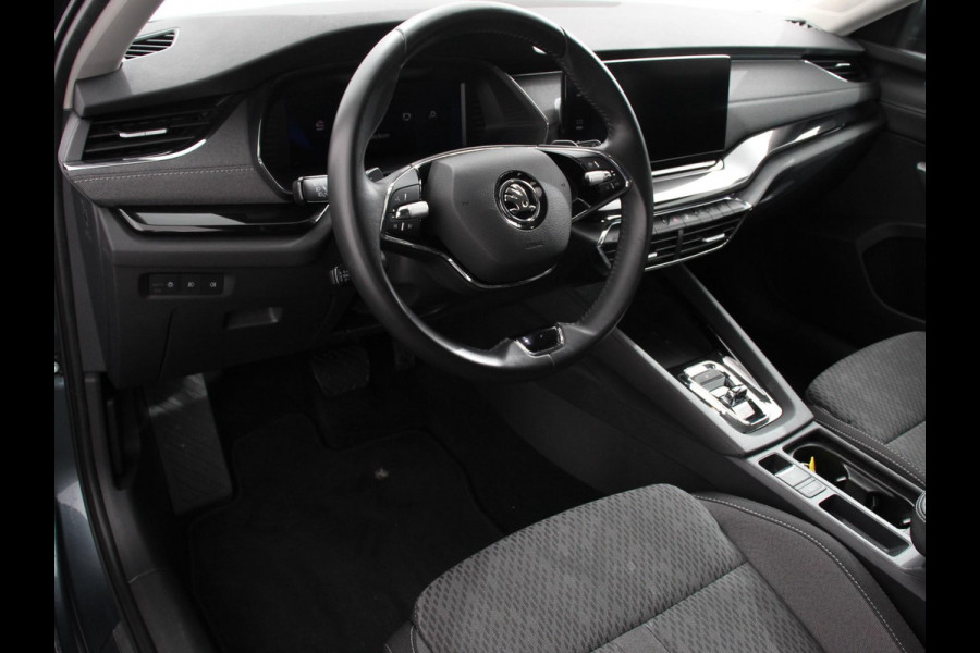 Škoda Octavia 1.0 e-TSI 110pk DSG Style Navigatie Apple Carplay/Android Auto Adaptive Cruise Control Camera Stoelverwarming