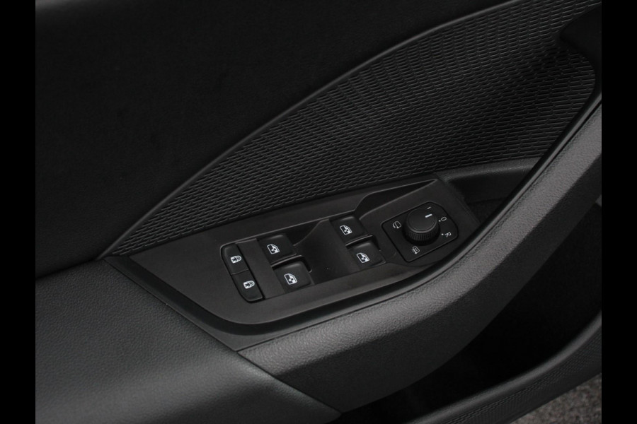 Škoda Octavia 1.0 e-TSI 110pk DSG Style Navigatie Apple Carplay/Android Auto Adaptive Cruise Control Camera Stoelverwarming