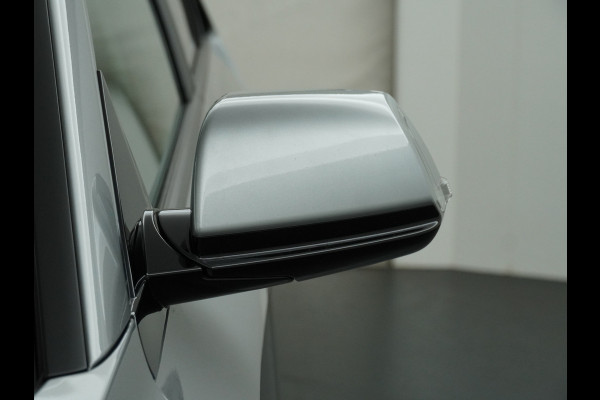 Kia Niro EV DynamicPlusLine 64.8 kWh Automaat - Climate Control - LED - Stoel/Stuurverwarming - Leder - Navigatie - Adaptief Cruise Control - Fabrieksgarantie Tot 2031