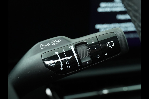 Kia Niro EV DynamicPlusLine 64.8 kWh Automaat - Climate Control - LED - Stoel/Stuurverwarming - Leder - Navigatie - Adaptief Cruise Control - Fabrieksgarantie Tot 2031
