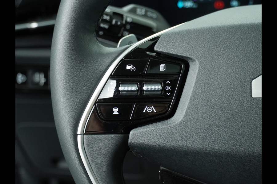 Kia Niro EV DynamicPlusLine 64.8 kWh Automaat - Climate Control - LED - Stoel/Stuurverwarming - Leder - Navigatie - Adaptief Cruise Control - Fabrieksgarantie Tot 2031