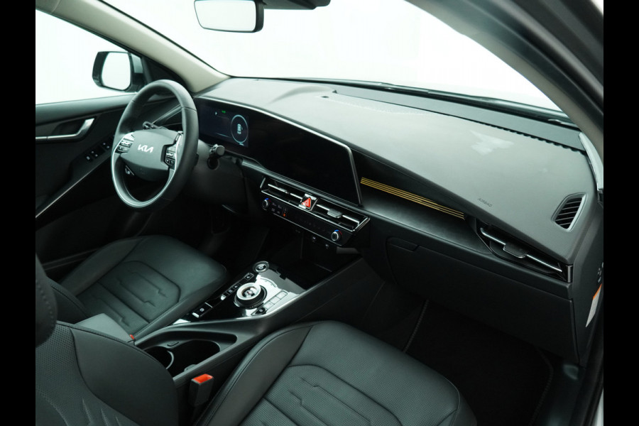 Kia Niro EV DynamicPlusLine 64.8 kWh Automaat - Climate Control - LED - Stoel/Stuurverwarming - Leder - Navigatie - Adaptief Cruise Control - Fabrieksgarantie Tot 2031