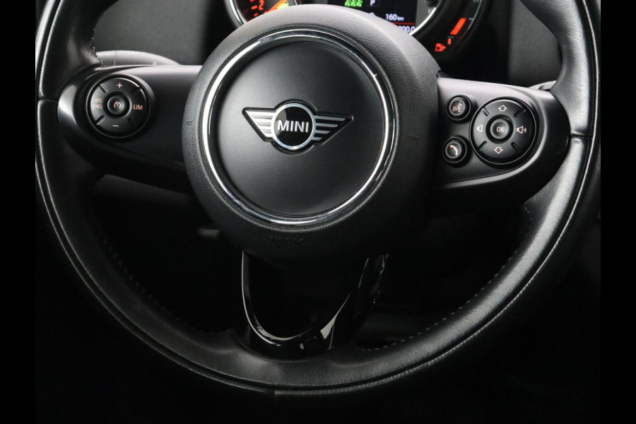 MINI Countryman 1.5 One Business Edition | Leder | Stoelverwarming | Carplay | Navigatie | Full LED | Keyless | Parkeerhulp | Climate control | Cruise control