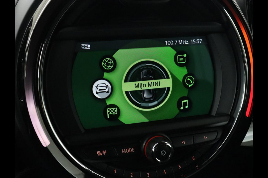 MINI Countryman 1.5 One Business Edition | Leder | Stoelverwarming | Carplay | Navigatie | Full LED | Keyless | Parkeerhulp | Climate control | Cruise control