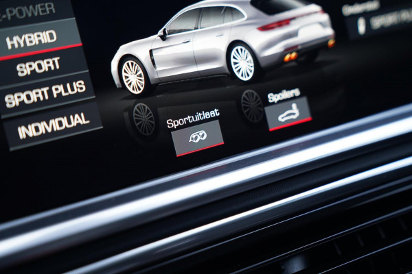 Porsche Panamera Sport Turismo 2.9 4 E-Hybrid | Sport Chrono | 21 inch | Panorama | Sport uitlaat | Luchtvering | Spoiler | LED |