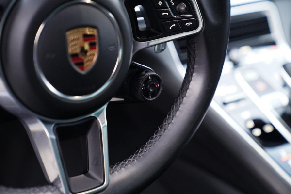 Porsche Panamera Sport Turismo 2.9 4 E-Hybrid | Sport Chrono | 21 inch | Panorama | Sport uitlaat | Luchtvering | Spoiler | LED |
