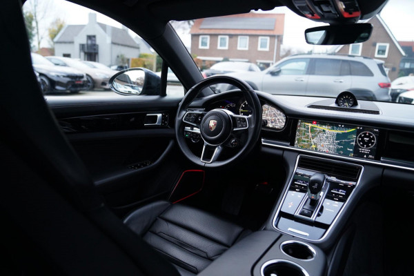 Porsche Panamera Sport Turismo 2.9 4 E-Hybrid | Sport Chrono | 21 inch | Panorama | Sport uitlaat | Luchtvering | Spoiler | LED |