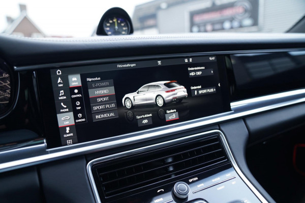 Porsche Panamera Sport Turismo 2.9 4 E-Hybrid | Sport Chrono | 21 inch | Panorama | Sport uitlaat | Luchtvering | Spoiler | LED |