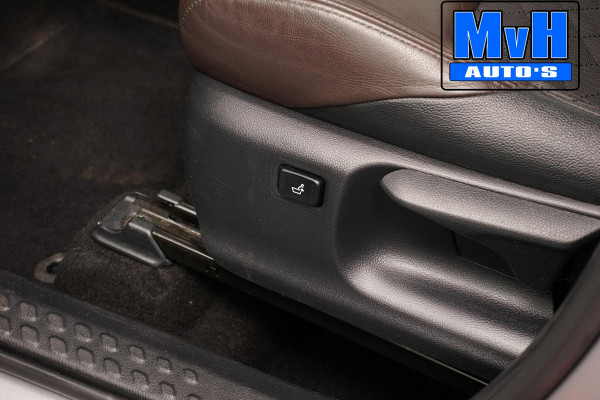 Toyota C-HR 1.8 Hybrid Executive|LEER|STOELVERW|PDC|CAMERA|NAP