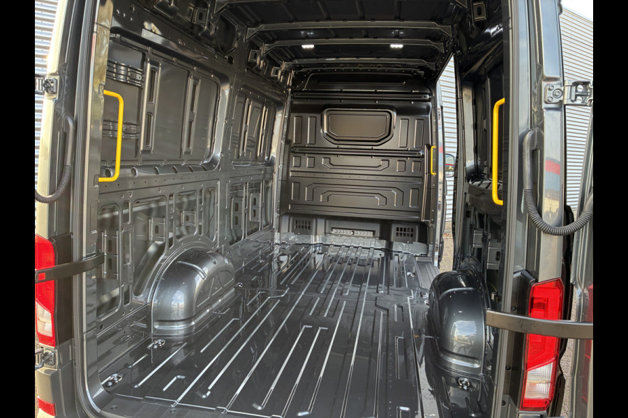 MAN TGE 35 2.0 3.180 180PK L3H3 MANA PERFORMANCE / AUTOMAAT / CRUISE / SIDEBAR / ZONNEKLEP / LED KOPLAMPEN / ETC.