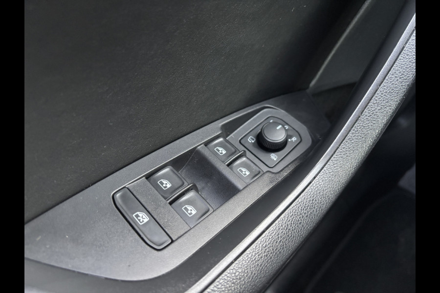 Škoda Kodiaq 1.5 TSI Business Edition 7persoons | Trekhaak | Stoelverwarming | Parkeer Camera | Cruise