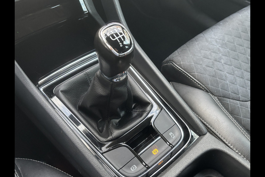 Škoda Kodiaq 1.5 TSI Business Edition 7persoons | Trekhaak | Stoelverwarming | Parkeer Camera | Cruise