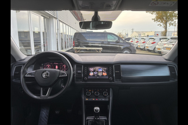 Škoda Kodiaq 1.5 TSI Business Edition 7persoons | Trekhaak | Stoelverwarming | Parkeer Camera | Cruise