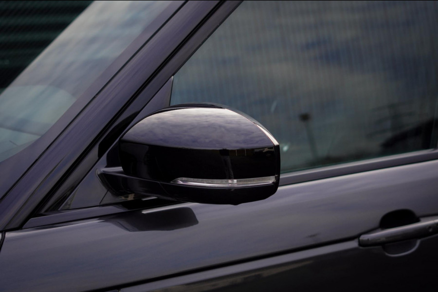 Land Rover Range Rover P400e / Pano / Stoelklima / Carpathian Grey / Carplay