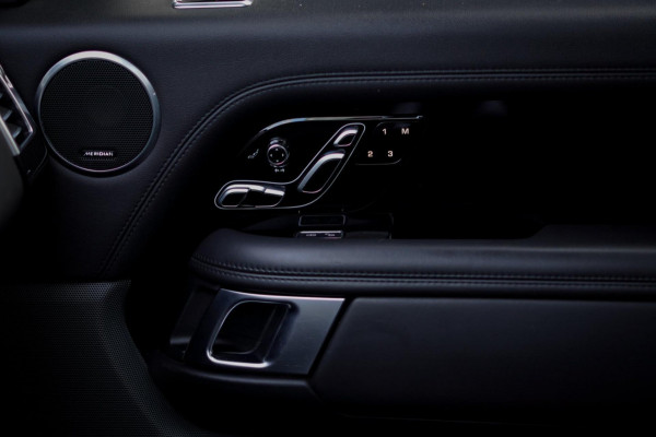 Land Rover Range Rover P400e / Pano / Stoelklima / Carpathian Grey / Carplay