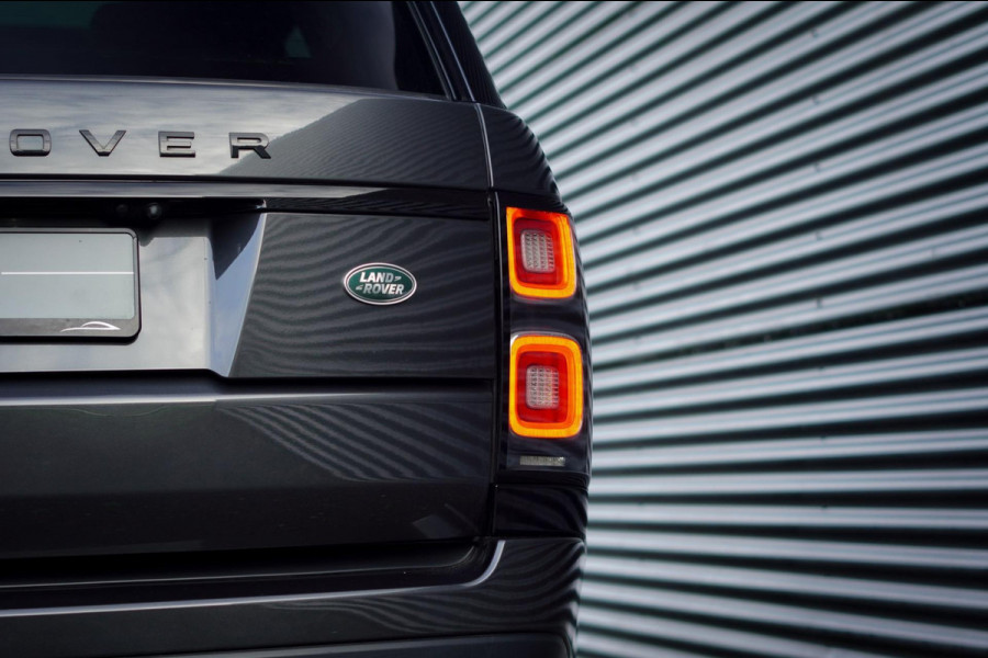 Land Rover Range Rover P400e / Pano / Stoelklima / Carpathian Grey / Carplay