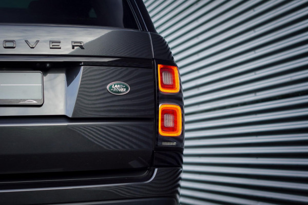 Land Rover Range Rover P400e / Pano / Stoelklima / Carpathian Grey / Carplay