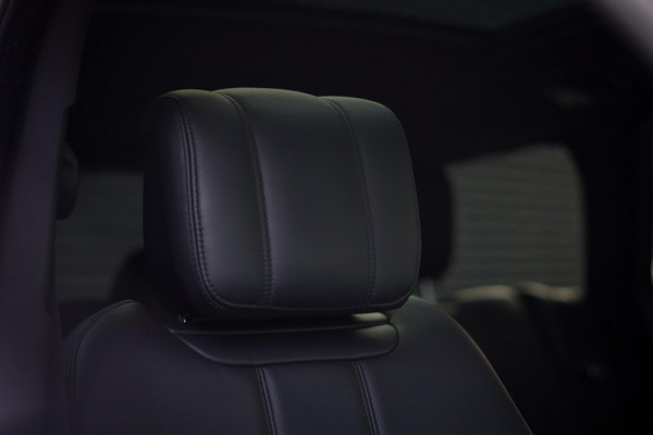 Land Rover Range Rover P400e / Pano / Stoelklima / Carpathian Grey / Carplay