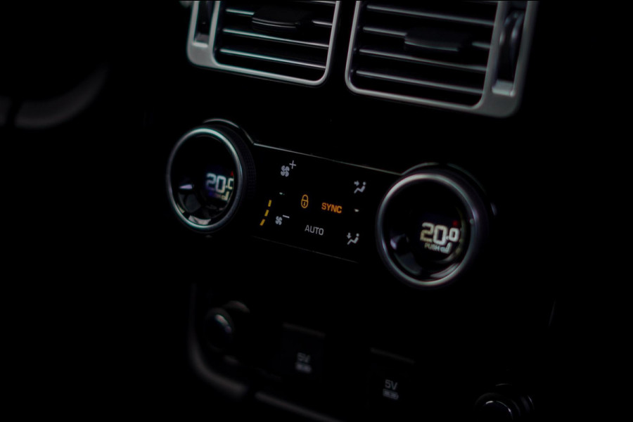 Land Rover Range Rover P400e / Pano / Stoelklima / Carpathian Grey / Carplay