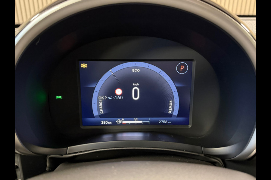 Fiat 600 1.2 HYBRID URBAN AUT. APPLE CARPLAY PARKEERSENSOREN CRUISE CONTROL AIRCO VERWARMDE VOORRUIT