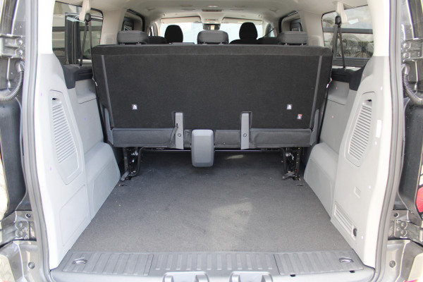 Ford Transit Custom 320 2.5 PHEV L2H1 Limited 232pk 8 Zits - 2x Schuif - Adaptive Cruise - Klimaat achterin - Keyless - Stoel/Stuurverwarming - Excl