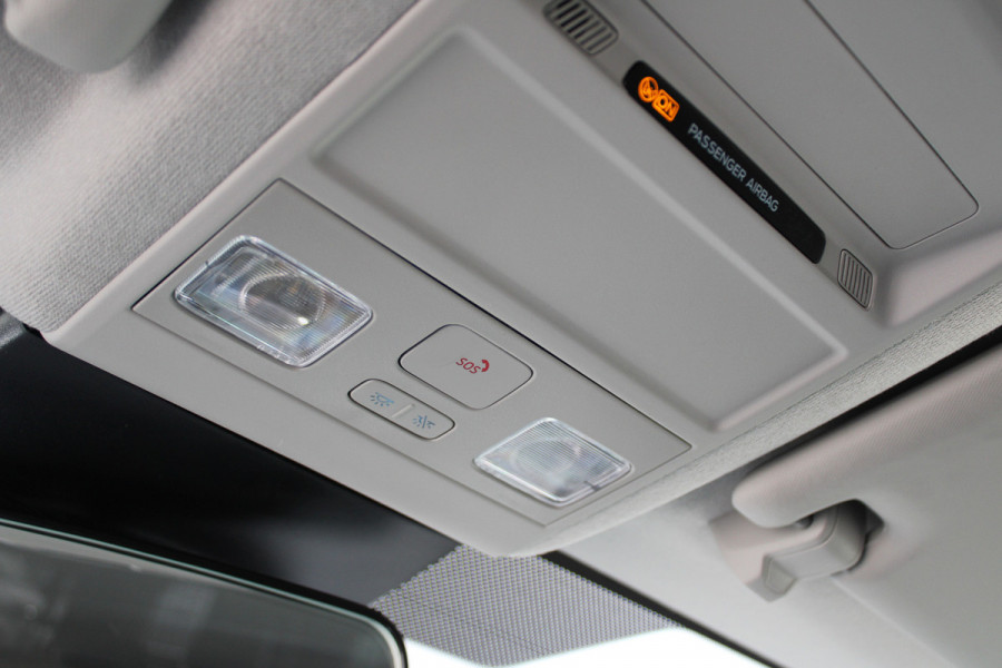 Ford Transit Custom 320 2.5 PHEV L2H1 Limited 232pk 8 Zits - 2x Schuif - Adaptive Cruise - Klimaat achterin - Keyless - Stoel/Stuurverwarming - Excl