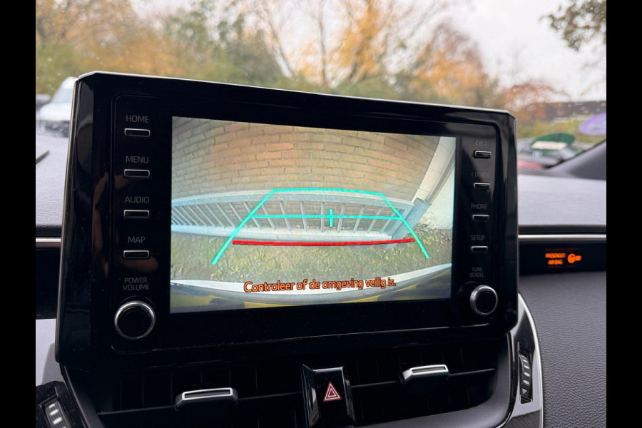 Toyota Corolla Touring Sports 1.8 Hybrid Business Intro 122pk Afneembare Trekhaak | Adaptieve Cruise | Elektrische Achterklep | Stoelverwarming | Dealer onderhouden