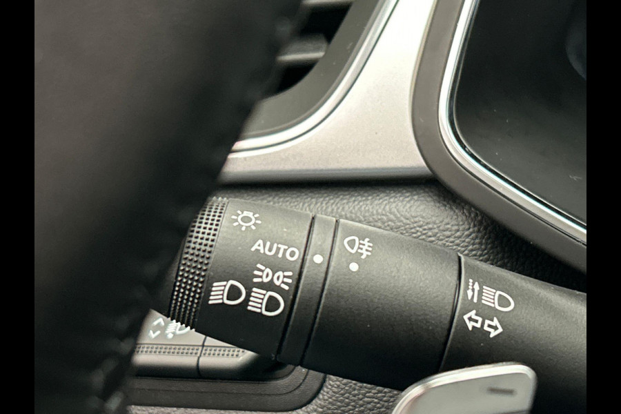 Renault Captur 1.3 Mild Hybrid 140 SL Trekhaak Camera Navigatie