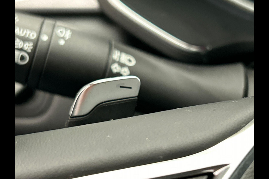 Renault Captur 1.3 Mild Hybrid 140 SL Trekhaak Camera Navigatie