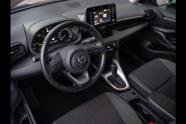 Toyota Yaris 1.5 Hybrid Active / Camera / Carplay / Active Cruise / NL-Auto