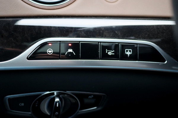 Mercedes-Benz S-Klasse 560 V8 Lang AMG Line Premium+ | Distronic+ | Memory V+A | Stoelventilatie | Burmester | HUD | Surround Camera | Softclose | Keyless Go | Zonweringspakket |