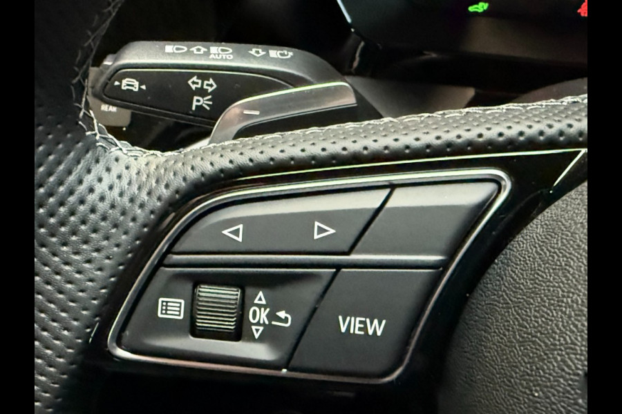 Audi A3 Sportback 45Tfsi e 3xS-line 272 pk 19 inch Competition vol leer matrix panorama dak