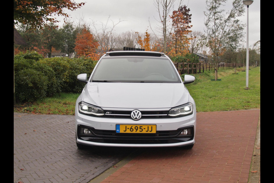 Volkswagen Polo 1.0 TSI Highline Business R | Dubbele R-Line | Panoramadak | Camera | Apple Carplay | Led Koplampen | Automaat |