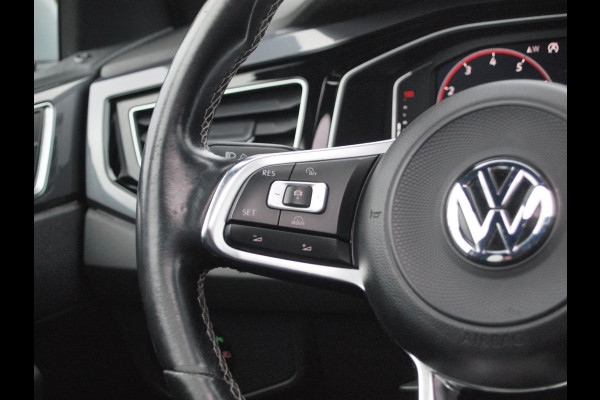 Volkswagen Polo 1.0 TSI Highline Business R | Dubbele R-Line | Panoramadak | Camera | Apple Carplay | Led Koplampen | Automaat |