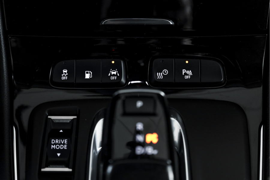 Opel Grandland X 1.6 Turbo Hybrid Ultimate - Automaat | Adapt. Cruise | Stoel-+Voorruitverw. | Stoelventilatie | PDC | 360 Camera | NAV + App. Connect | ECC | Elek. Klep | Trekhaak| LM 19" |
