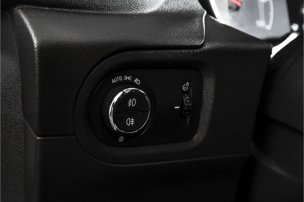 Opel Grandland X 1.6 Turbo Hybrid Ultimate - Automaat | Adapt. Cruise | Stoel-+Voorruitverw. | Stoelventilatie | PDC | 360 Camera | NAV + App. Connect | ECC | Elek. Klep | Trekhaak| LM 19" |