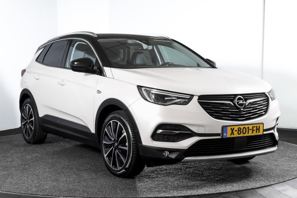 Opel Grandland X 1.6 Turbo Hybrid Ultimate - Automaat | Adapt. Cruise | Stoel-+Voorruitverw. | Stoelventilatie | PDC | 360 Camera | NAV + App. Connect | ECC | Elek. Klep | Trekhaak| LM 19" |
