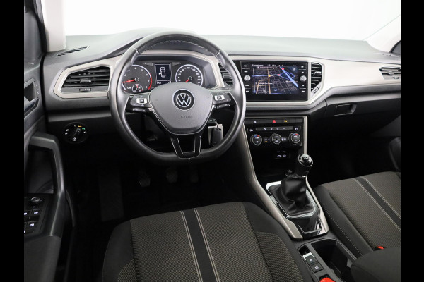 Volkswagen T-Roc 1.0 TSI Style 110 pk | Navigatie | Parkeersensoren | Achteruitrijcamera | Autom. airco | Adaptieve crusie control | Apple Carplay/Android Auto |