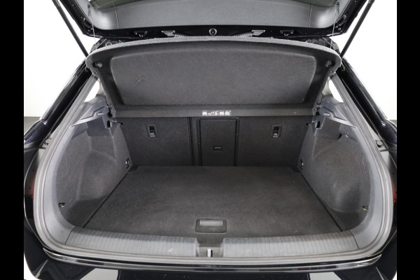 Volkswagen T-Roc 1.0 TSI Style 110 pk | Navigatie | Parkeersensoren | Achteruitrijcamera | Autom. airco | Adaptieve crusie control | Apple Carplay/Android Auto |